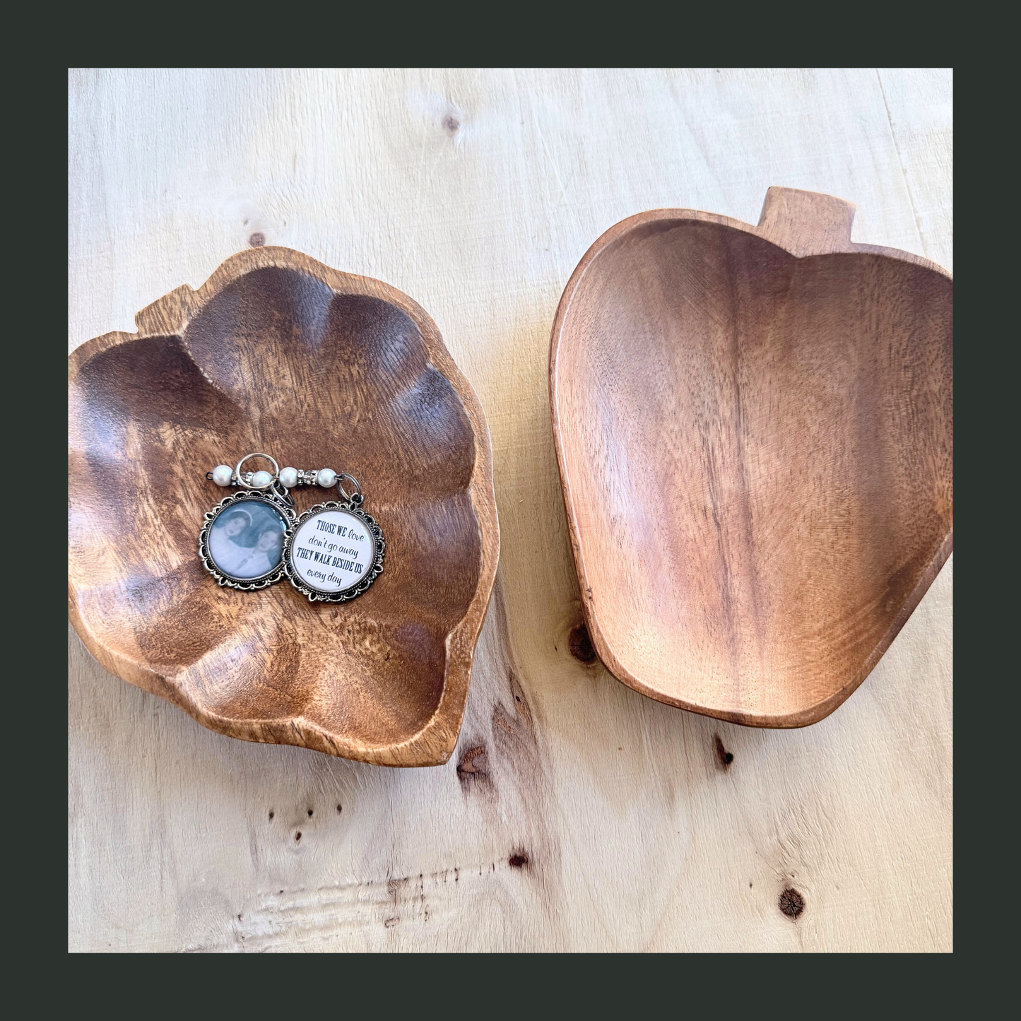 Acacia Dish Pair — Apple & Strawberry